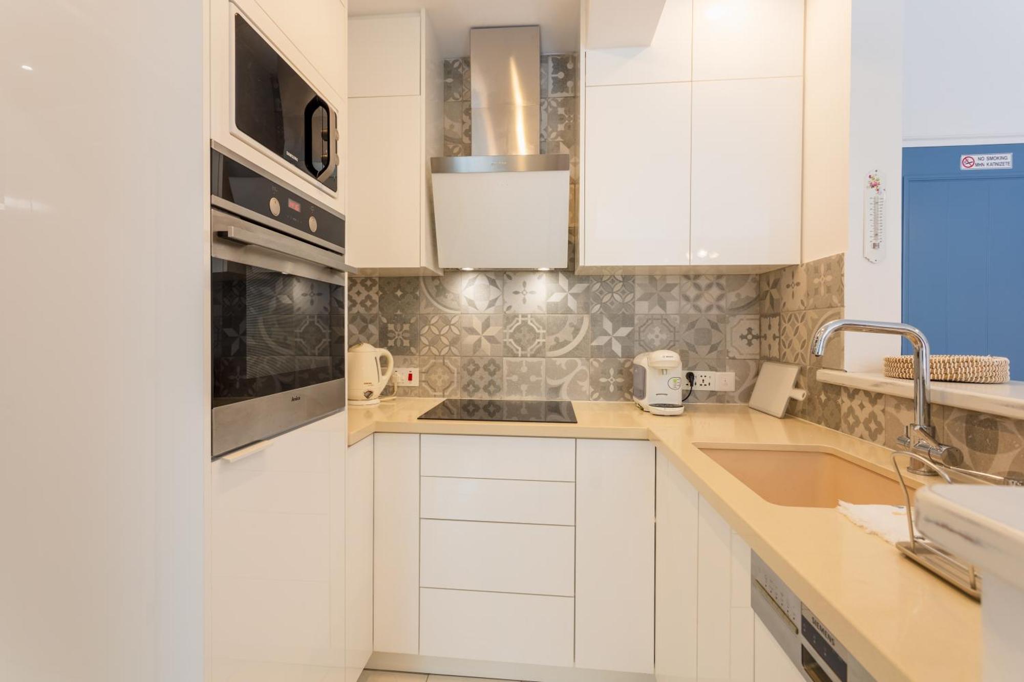Regina Gardens Lovely Apartment 파포스 외부 사진