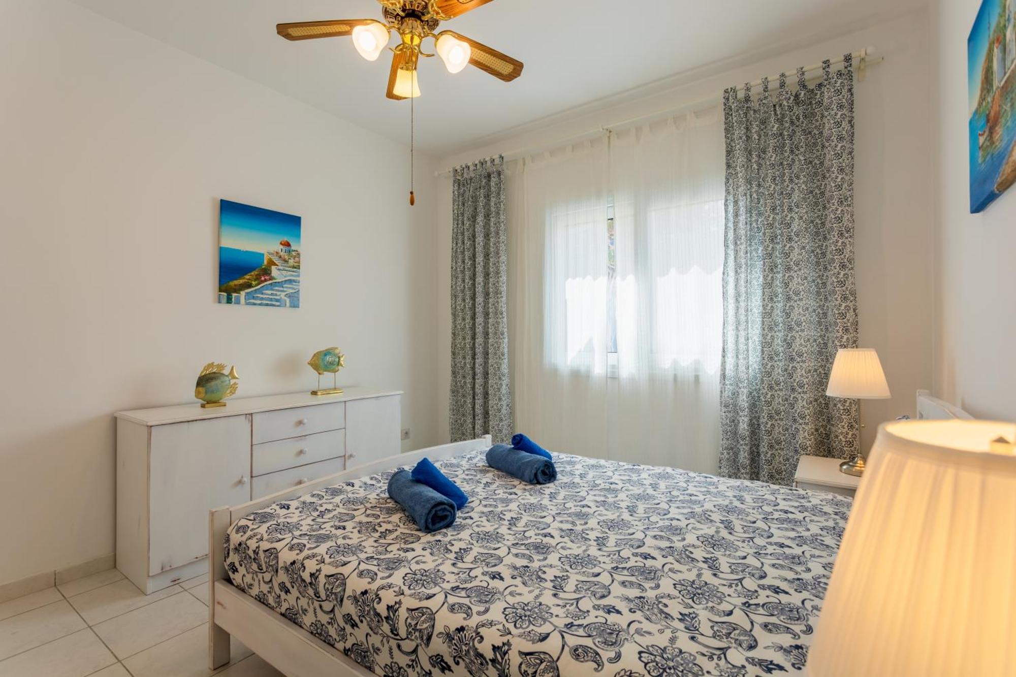 Regina Gardens Lovely Apartment 파포스 외부 사진