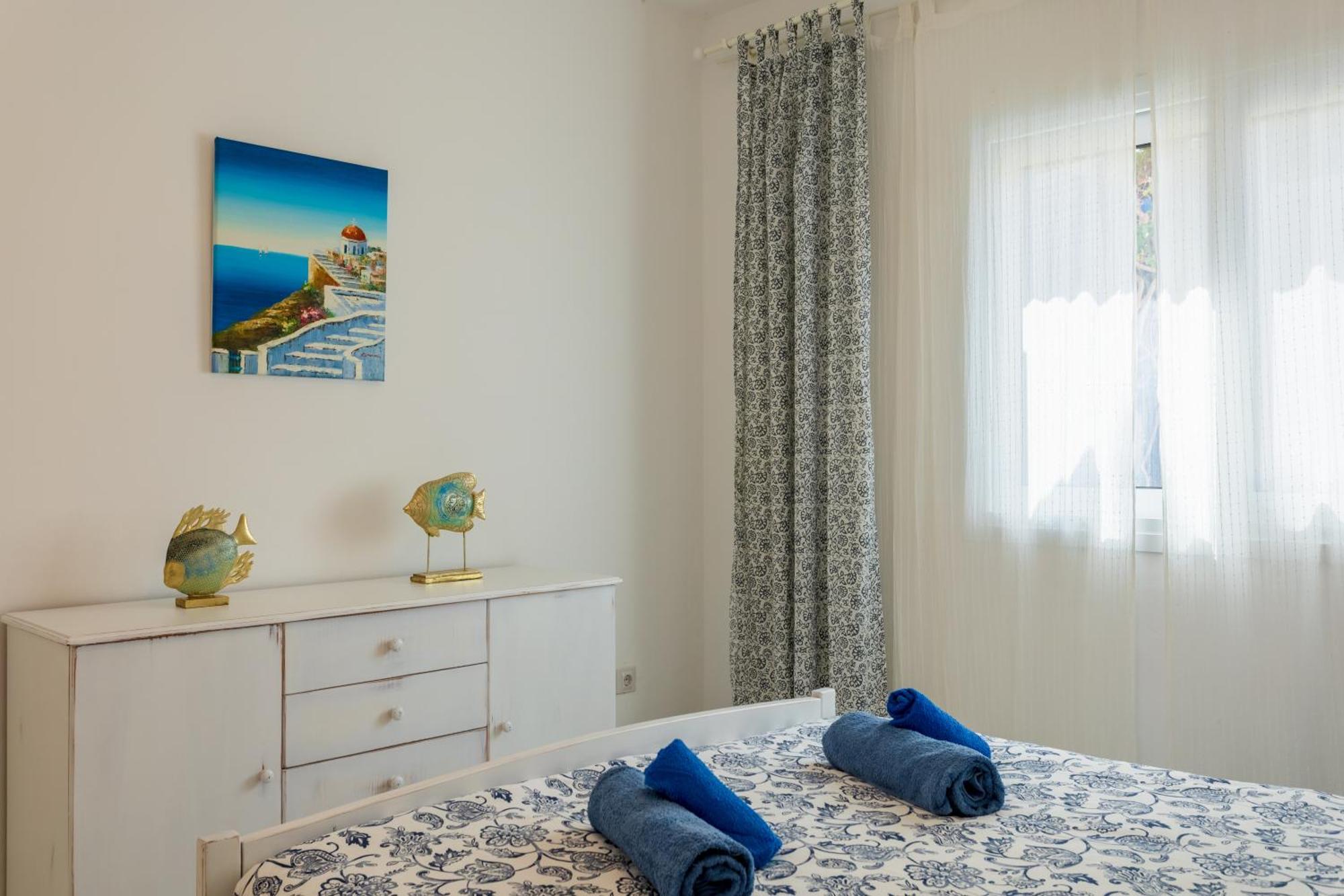 Regina Gardens Lovely Apartment 파포스 외부 사진