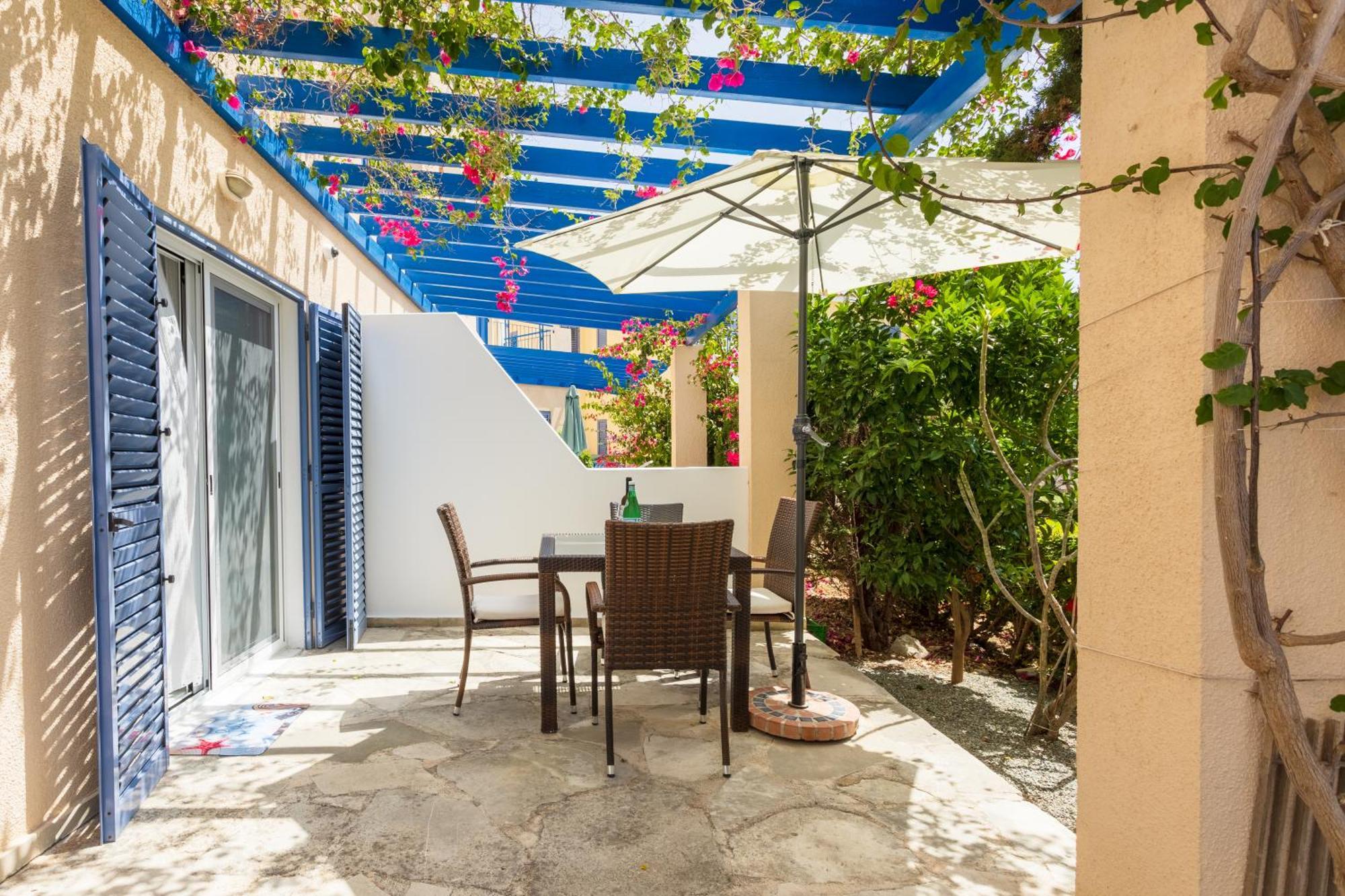 Regina Gardens Lovely Apartment 파포스 외부 사진